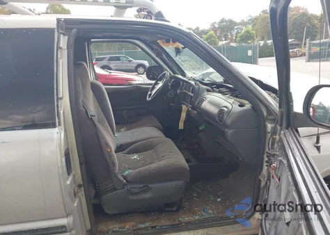 1998 Dodge Ram 2500 St z USA, uszkodzony, nr VIN 1B7KF23ZXWJ174822